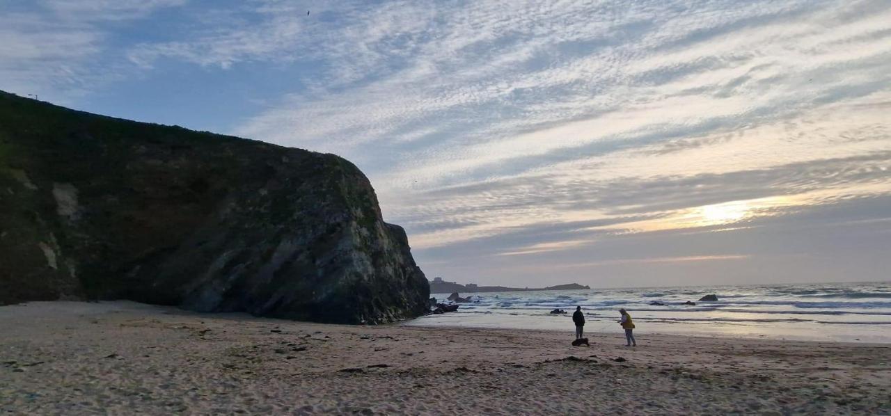 Cornish Sandy Toes * Crantock