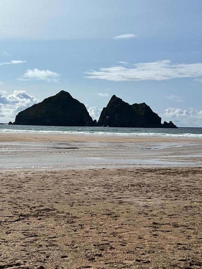 Cornish Sandy Toes Crantock